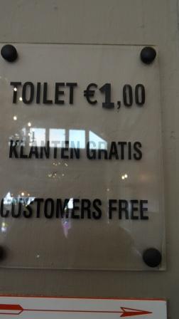 1 Euro for Toilet